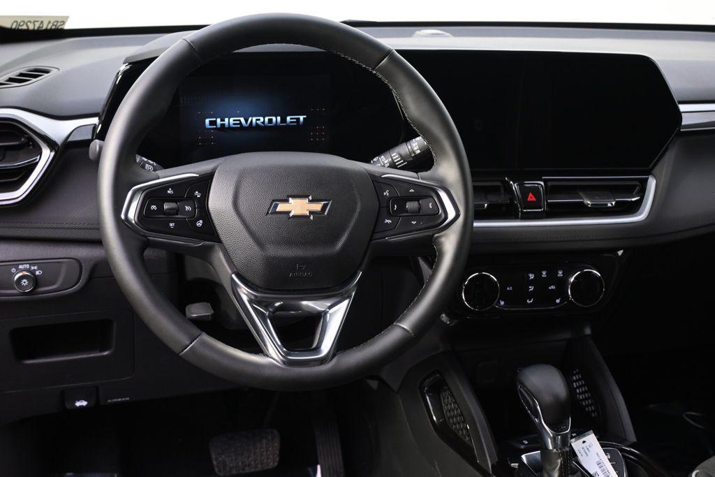 used 2025 Chevrolet TrailBlazer car, priced at $22,988