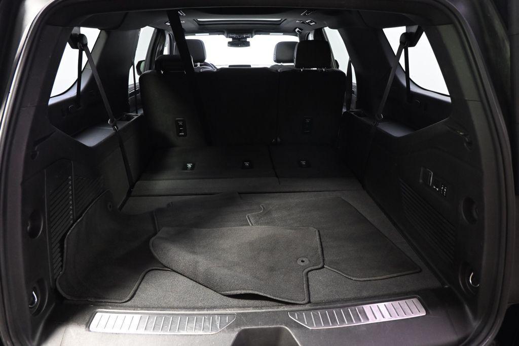 used 2023 Chevrolet Suburban car, priced at $46,238