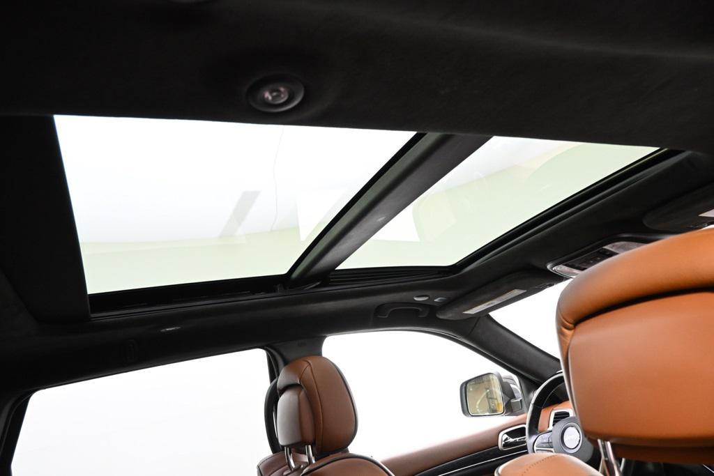 used 2017 Jeep Grand Cherokee car, priced at $17,788