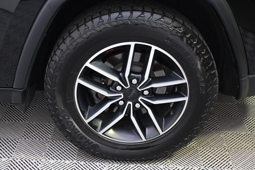 used 2020 Jeep Grand Cherokee car, priced at $22,838