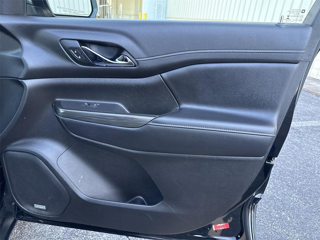 used 2021 GMC Acadia car, priced at $21,680