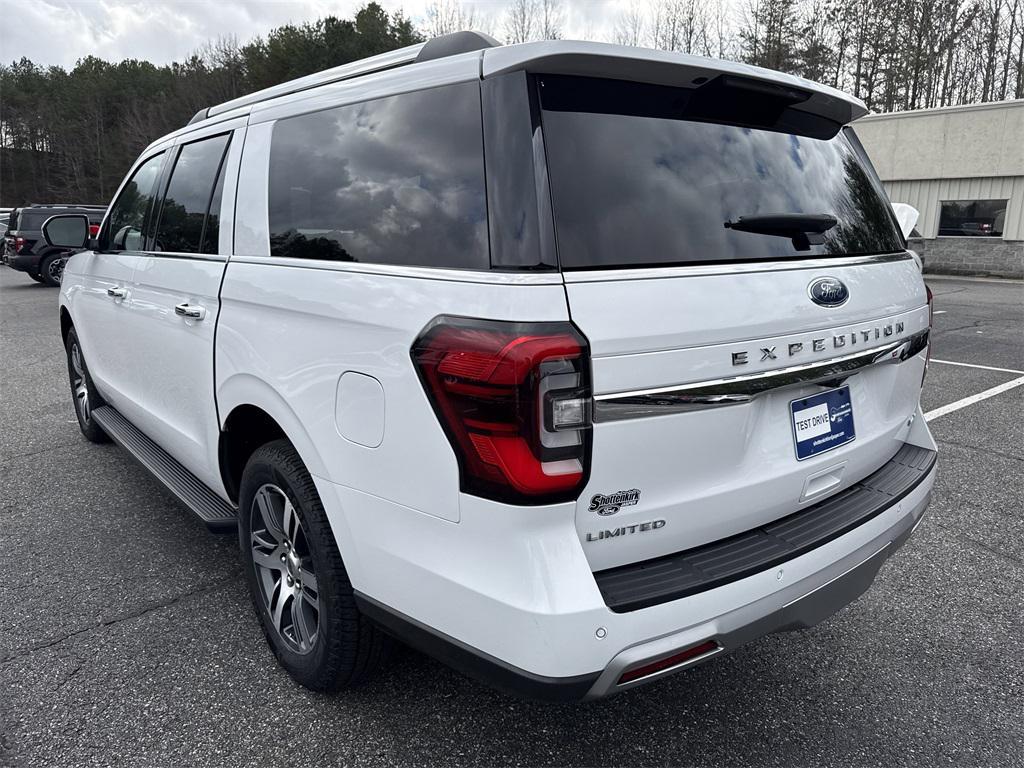 used 2024 Ford Expedition car, priced at $46,928