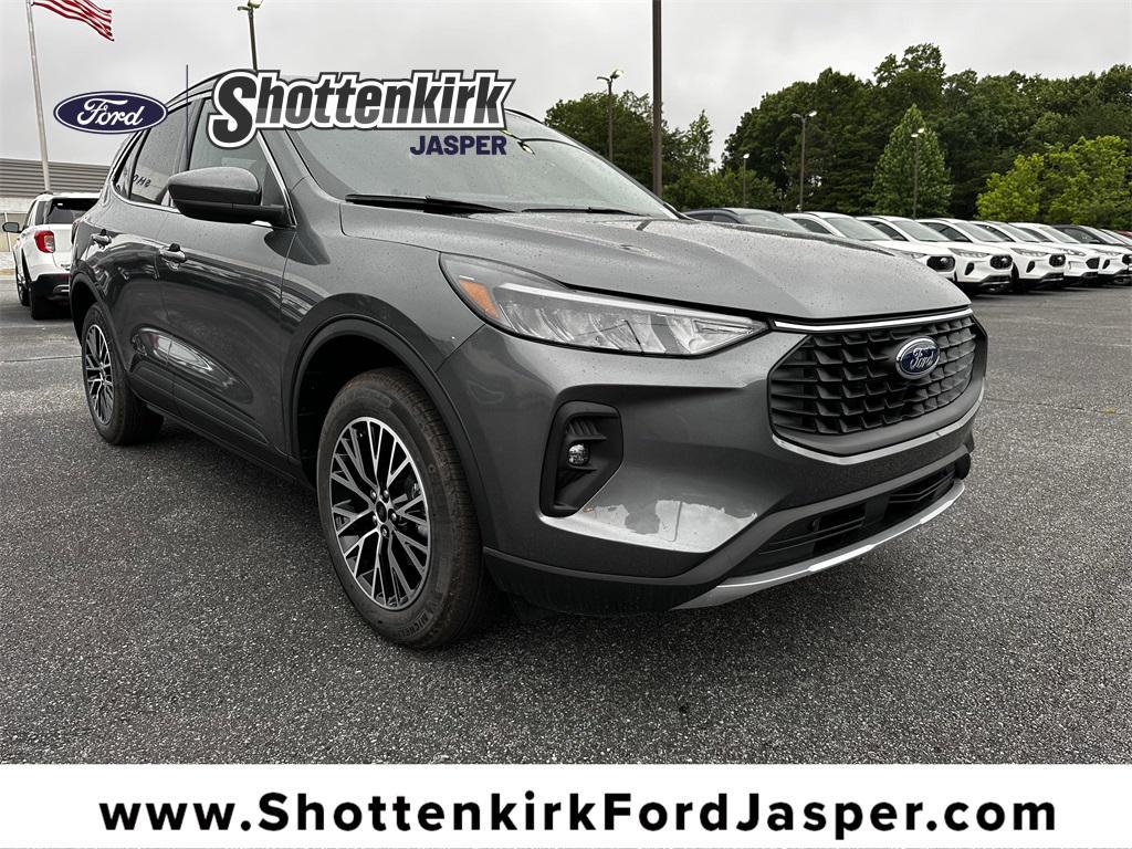 new 2025 Ford Escape PHEV car, priced at $27,895