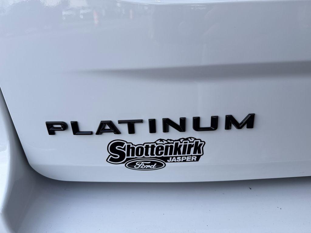 new 2025 Ford Expedition car, priced at $82,970