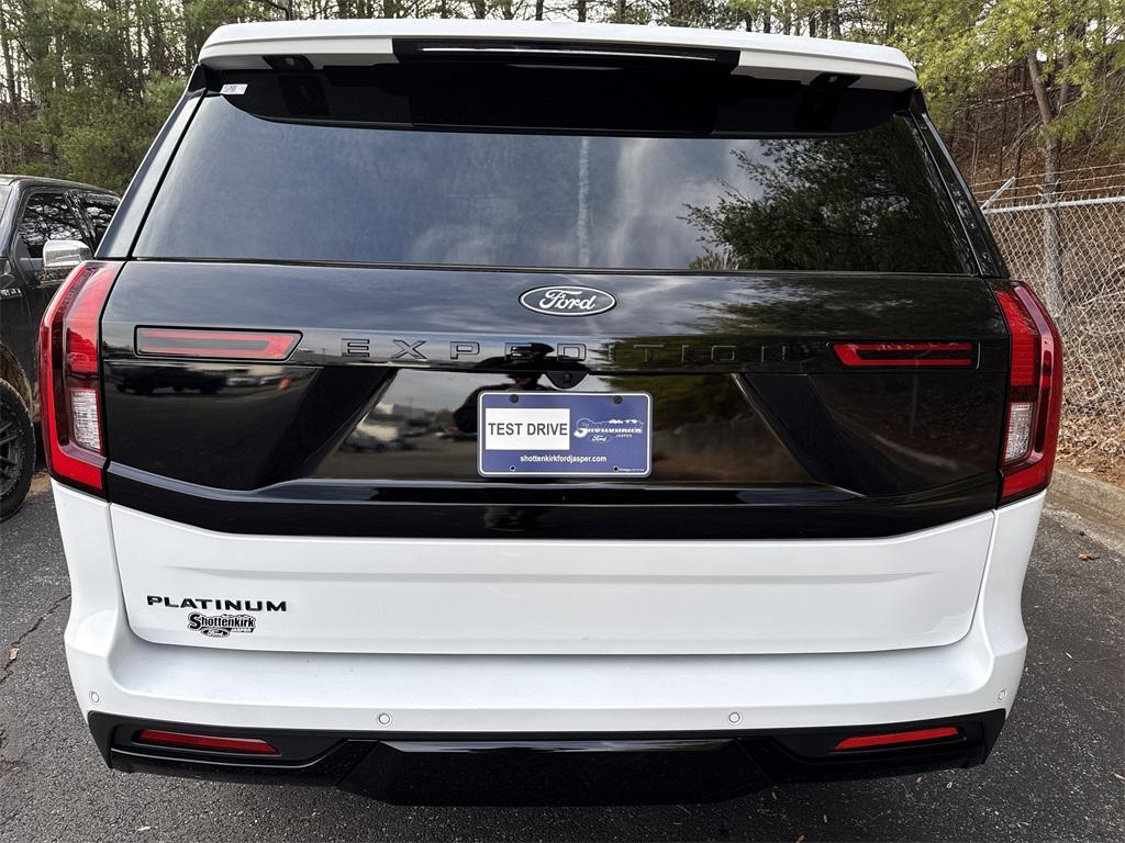 new 2025 Ford Expedition car, priced at $83,970