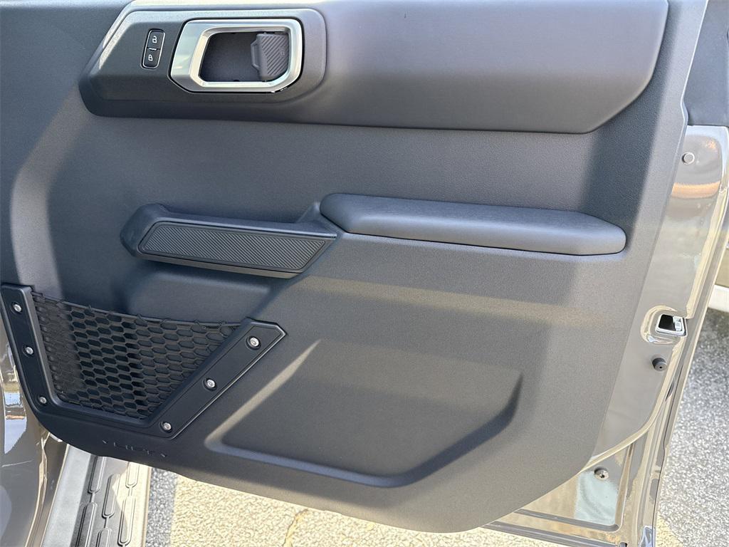 new 2025 Ford Bronco car, priced at $62,285