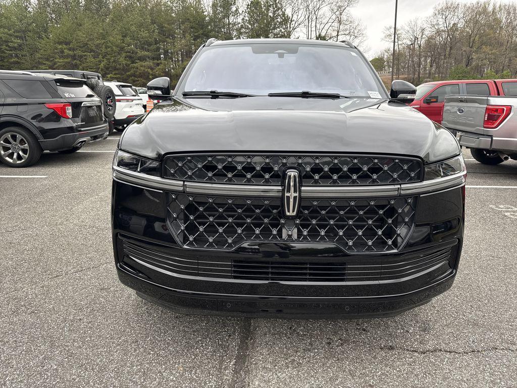used 2025 Lincoln Navigator car, priced at $85,928