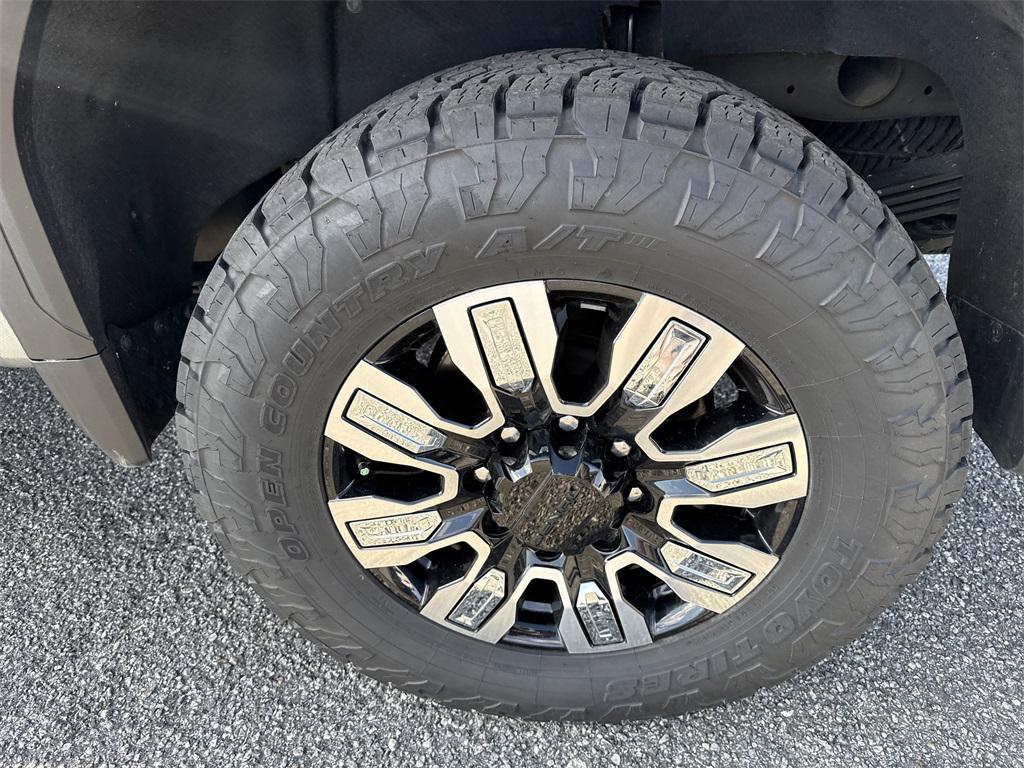 used 2024 GMC Sierra 2500 car, priced at $69,928