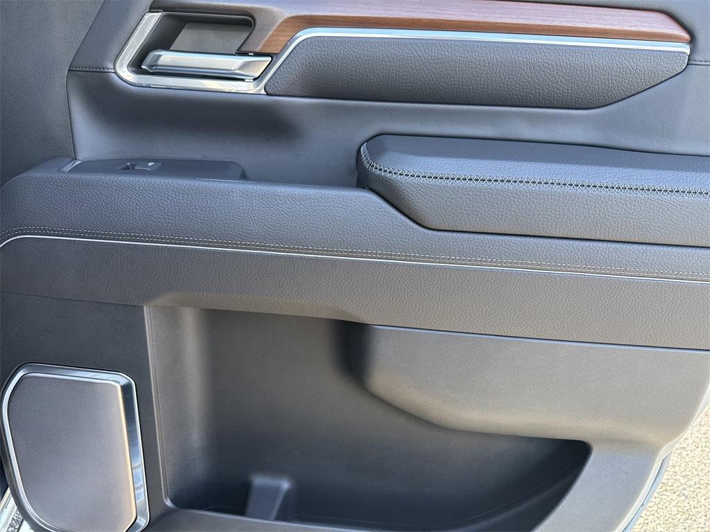 used 2024 GMC Sierra 2500 car, priced at $69,928