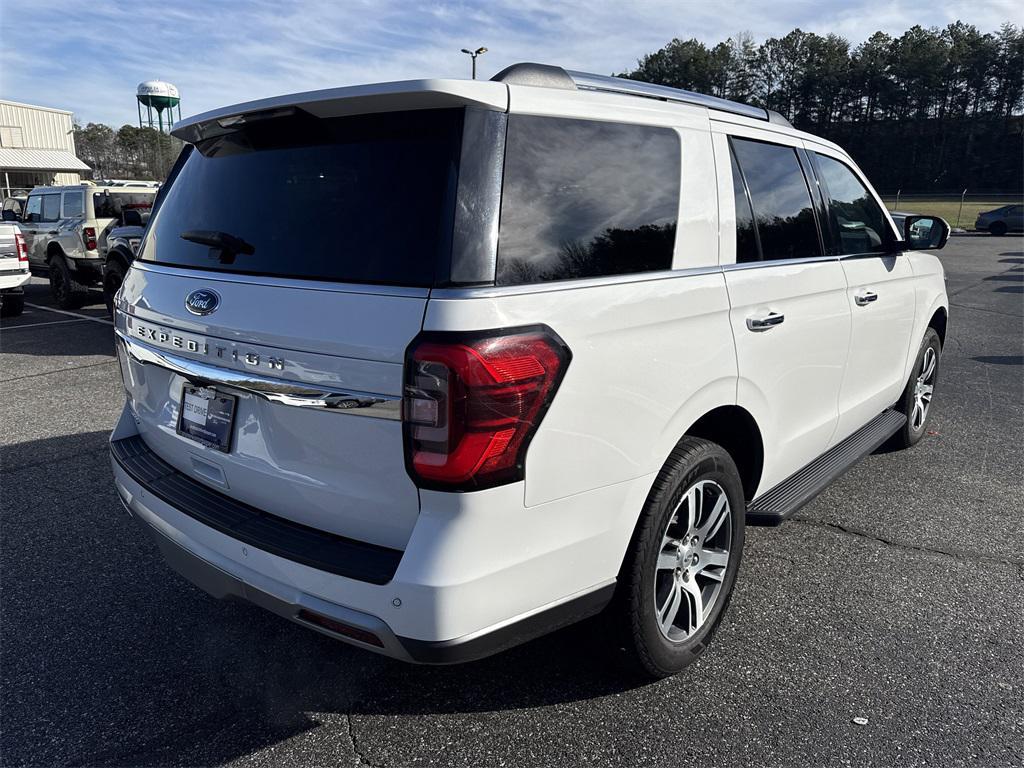 used 2024 Ford Expedition car, priced at $46,928