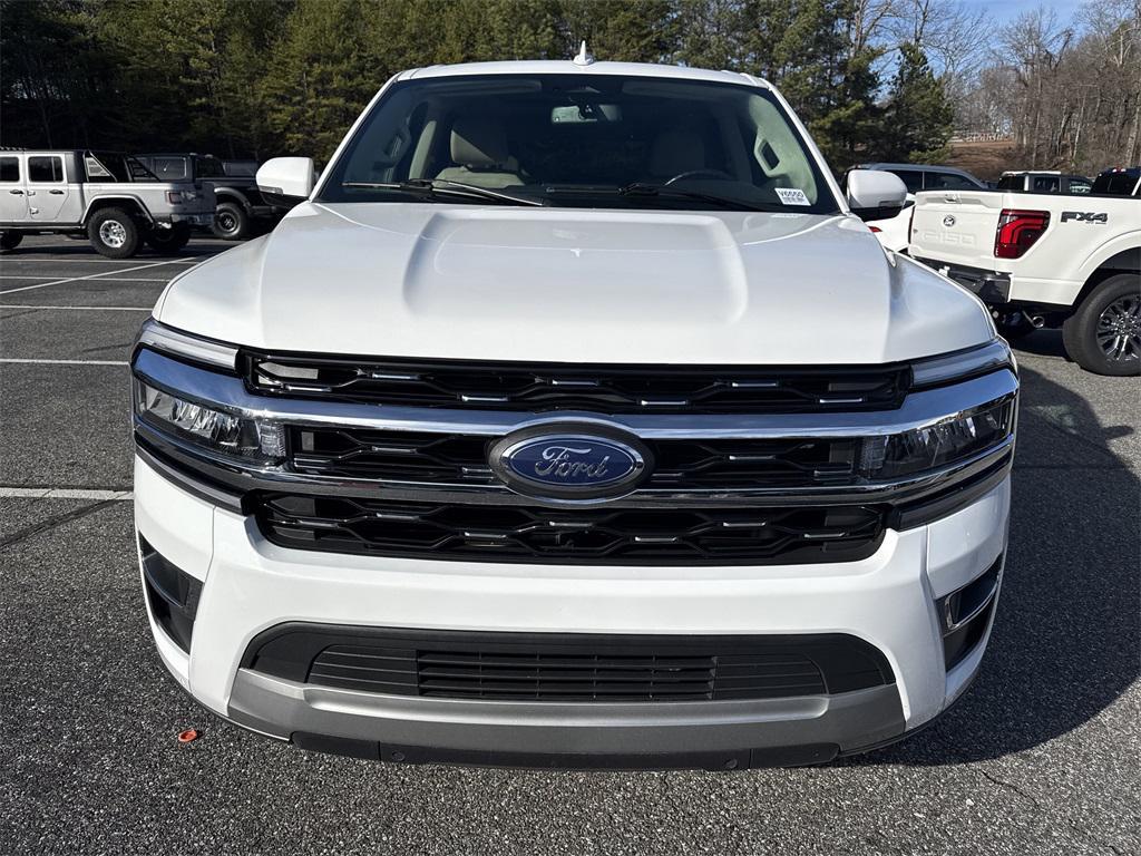 used 2024 Ford Expedition car, priced at $46,928