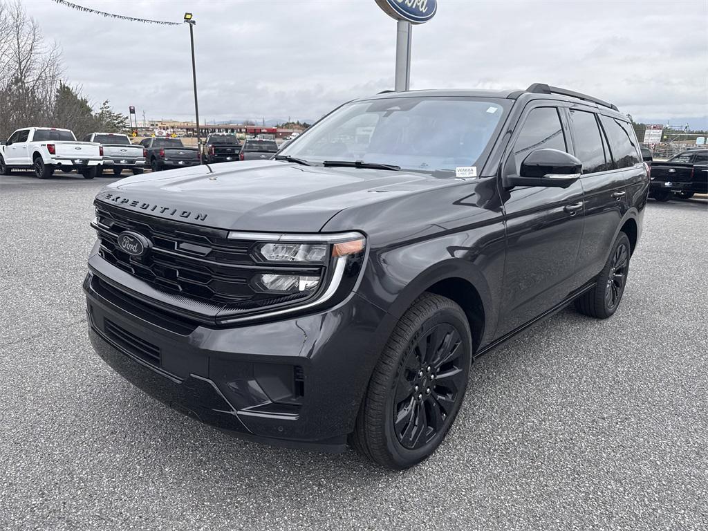 used 2025 Ford Expedition car, priced at $73,589