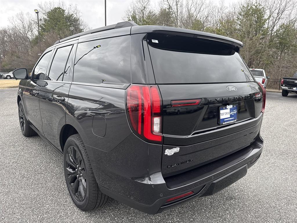 used 2025 Ford Expedition car, priced at $73,589
