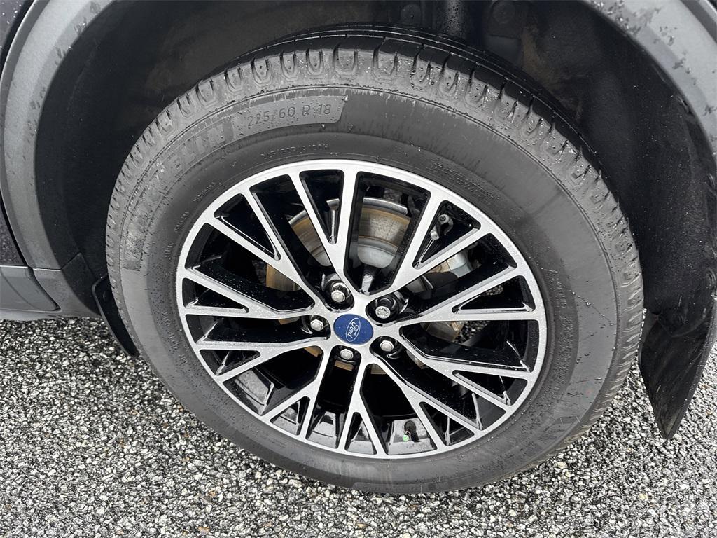 used 2021 Ford Escape car, priced at $18,494