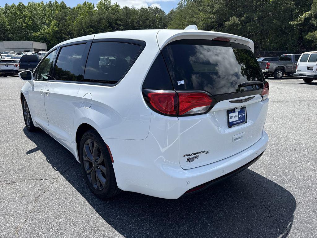 used 2018 Chrysler Pacifica car, priced at $19,750