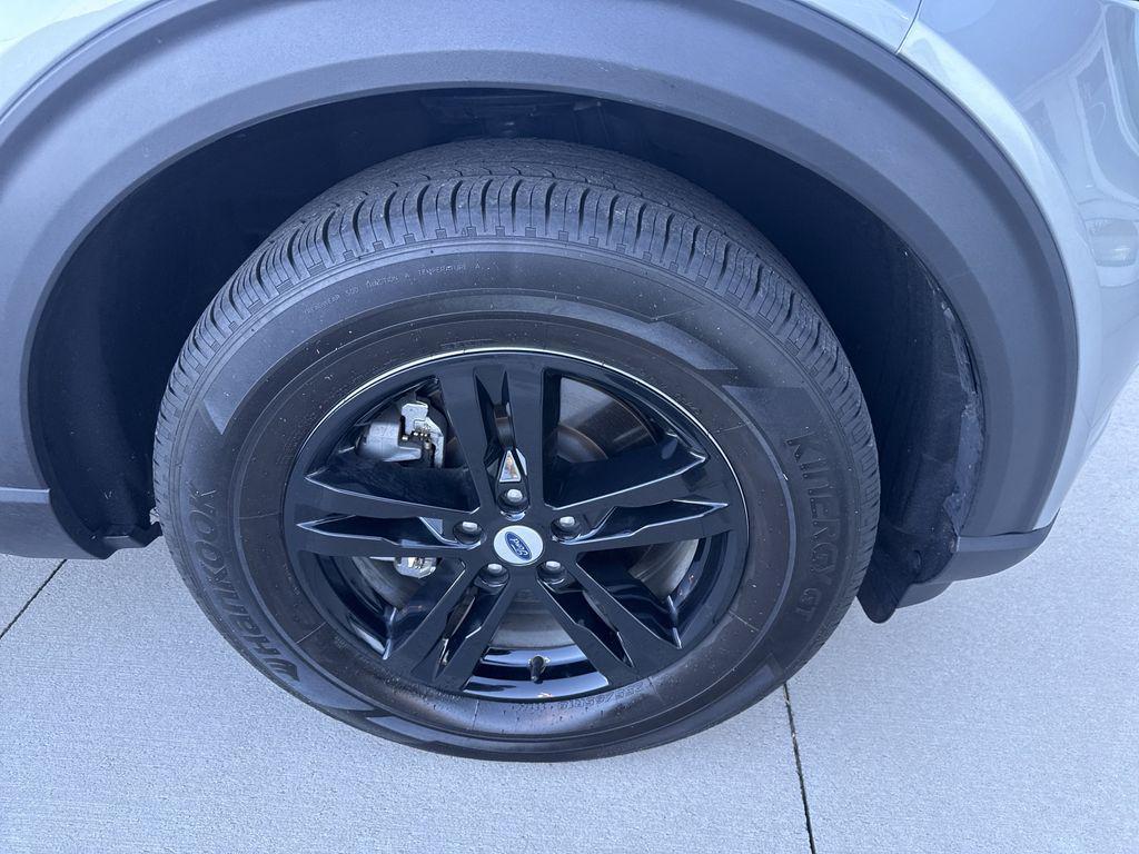 used 2024 Ford Explorer car, priced at $29,589