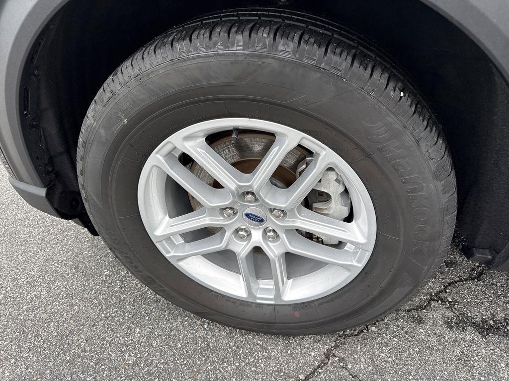 used 2025 Ford Explorer car, priced at $34,928
