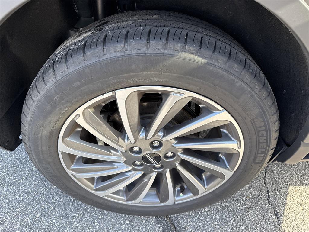 used 2025 Lincoln Corsair car, priced at $41,828