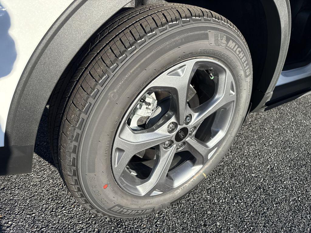 new 2026 Ford Escape car, priced at $32,245