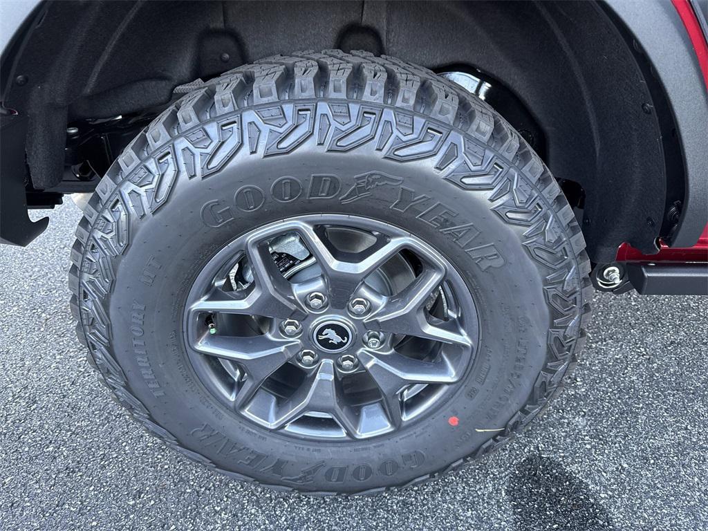 new 2025 Ford Bronco car, priced at $59,085