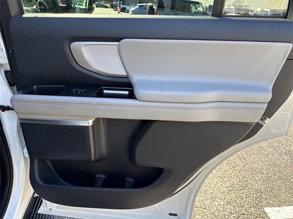 used 2025 Ford Expedition car, priced at $59,928