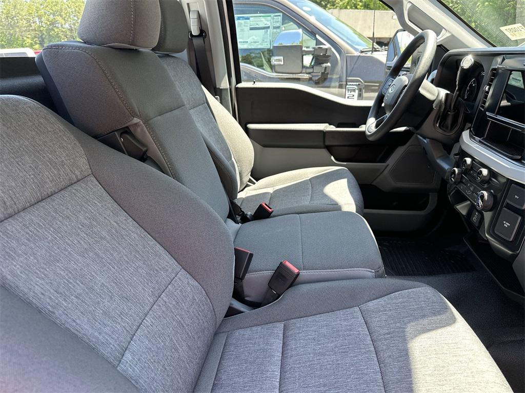 new 2025 Ford F-250 car, priced at $51,250