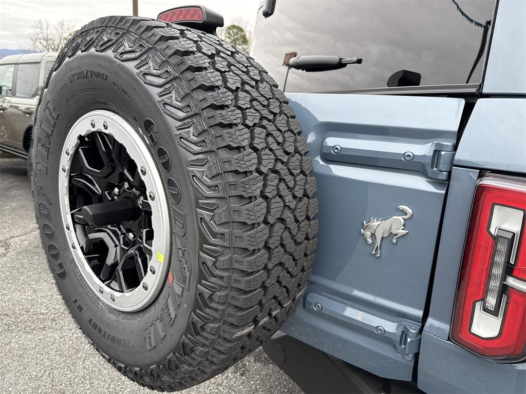 new 2025 Ford Bronco car, priced at $60,070