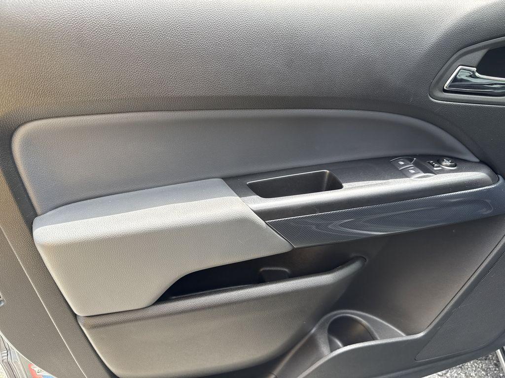 used 2022 Chevrolet Colorado car, priced at $28,994