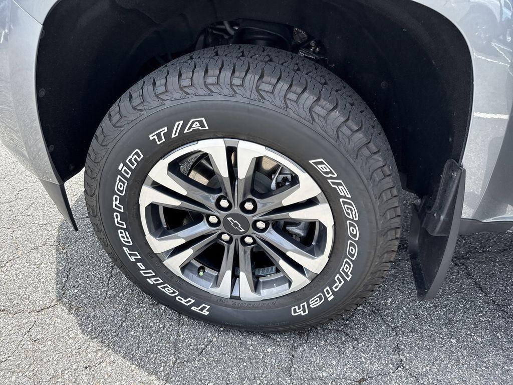 used 2022 Chevrolet Colorado car, priced at $28,994