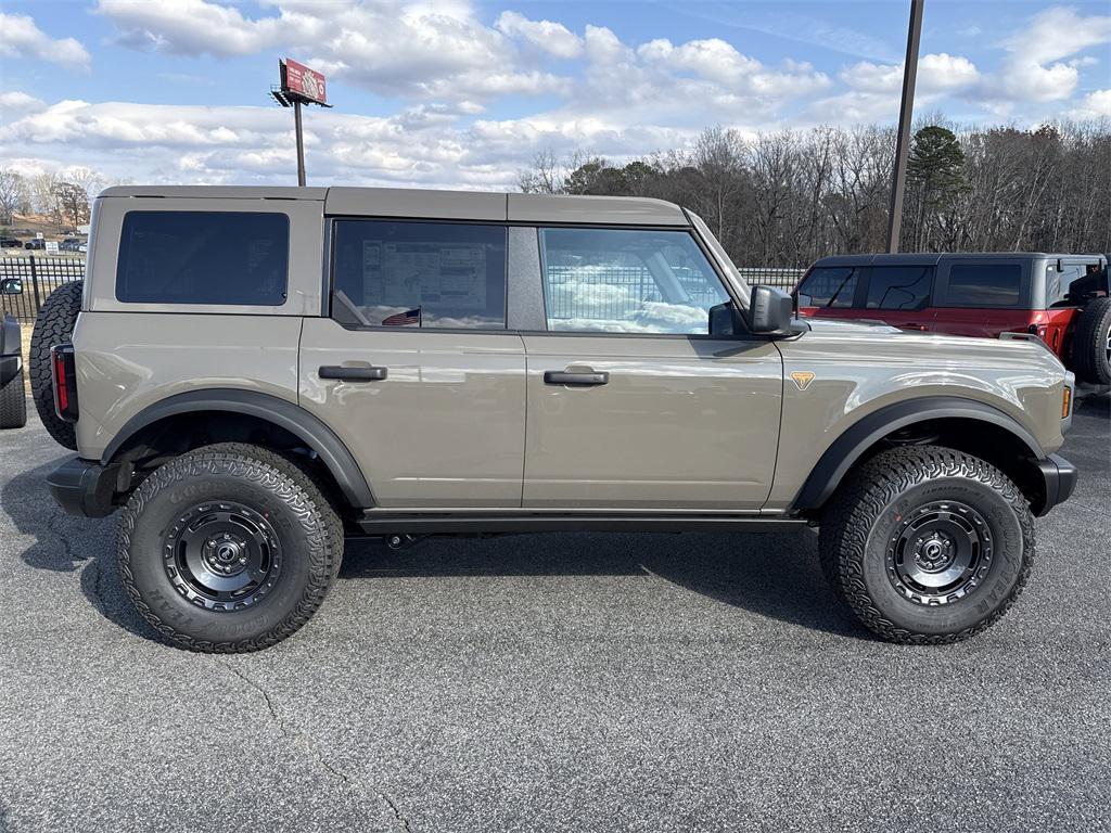 new 2025 Ford Bronco car, priced at $59,225