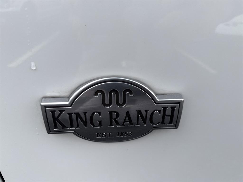 used 2022 Ford Expedition car, priced at $53,928