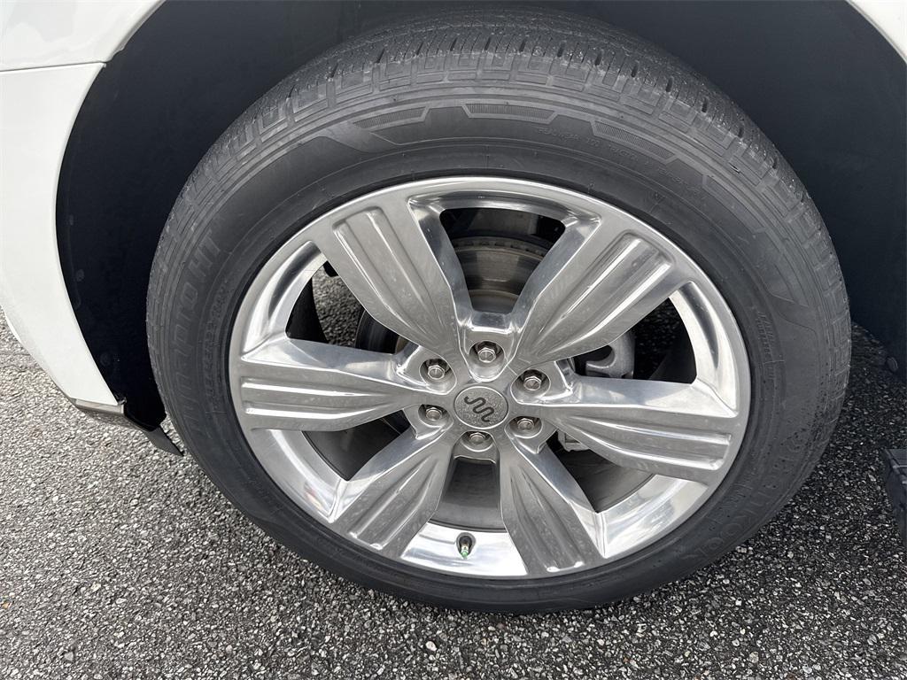 used 2022 Ford Expedition car, priced at $53,928