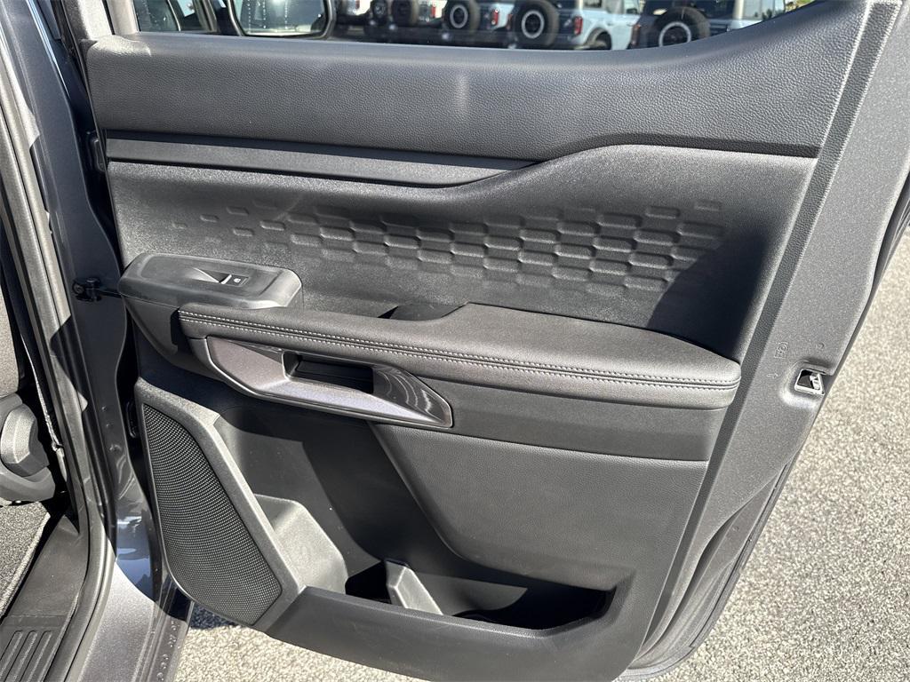 new 2025 Ford Ranger car, priced at $37,250