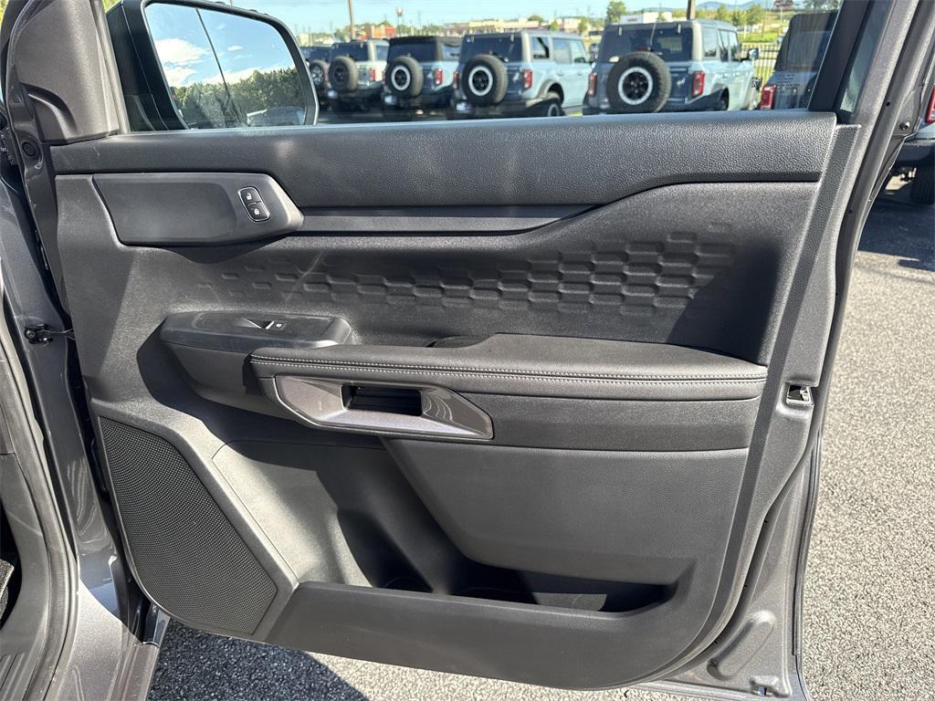 new 2025 Ford Ranger car, priced at $37,250