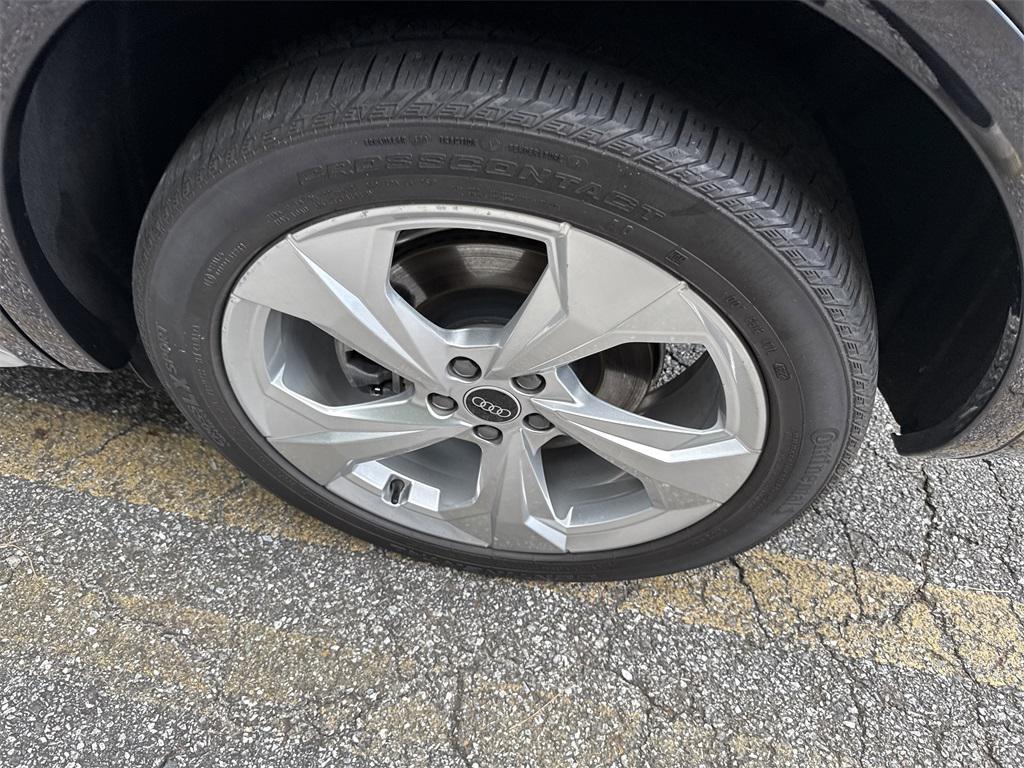 used 2021 Audi Q5 car, priced at $22,750