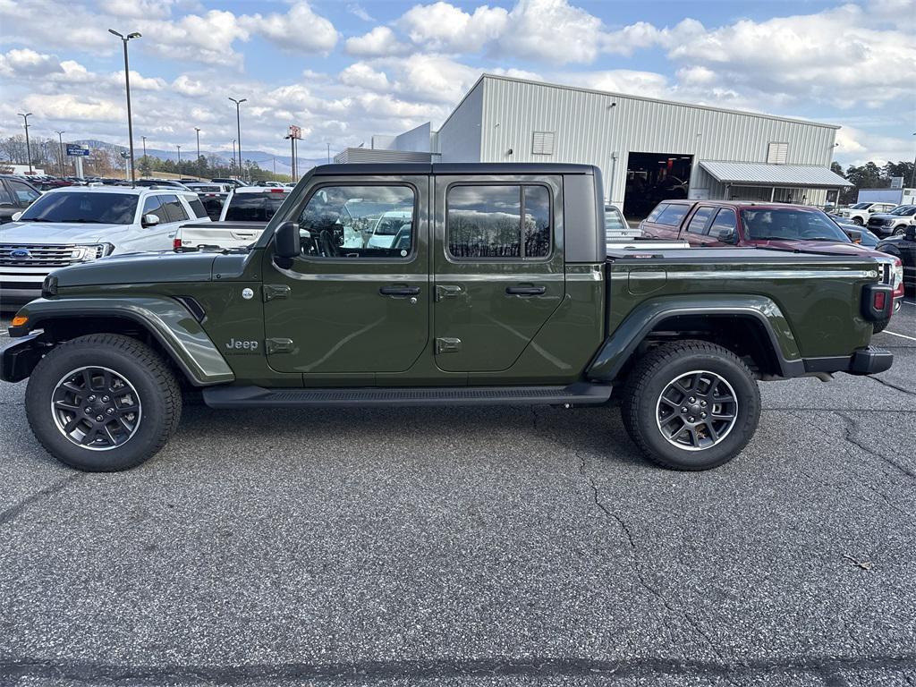 used 2022 Jeep Gladiator car, priced at $31,500