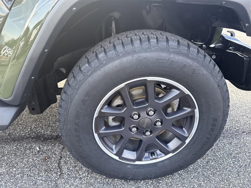 used 2022 Jeep Gladiator car, priced at $31,500