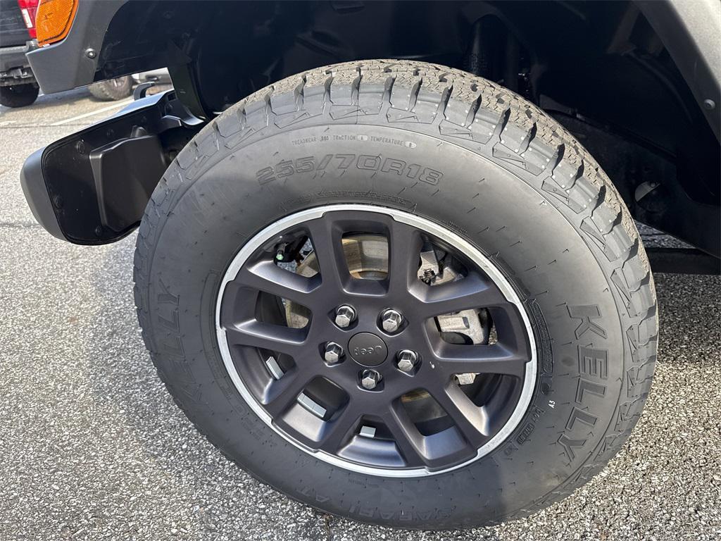 used 2022 Jeep Gladiator car, priced at $31,500