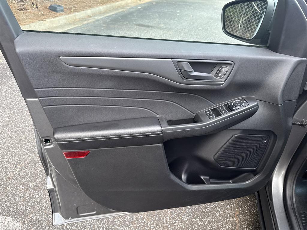 used 2023 Ford Escape car, priced at $21,450