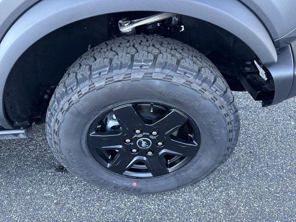 new 2025 Ford Bronco car, priced at $50,155