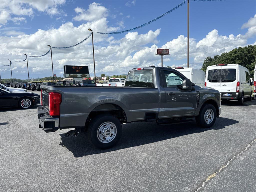 new 2025 Ford F-350 car, priced at $49,125