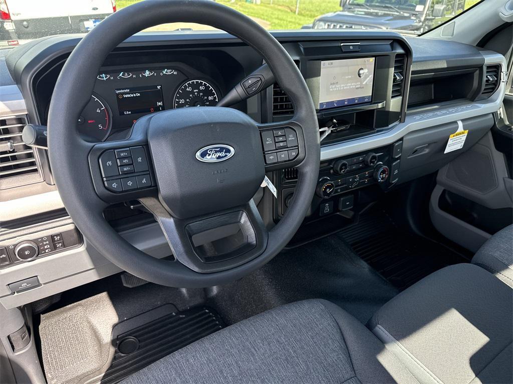new 2025 Ford F-350 car, priced at $49,125