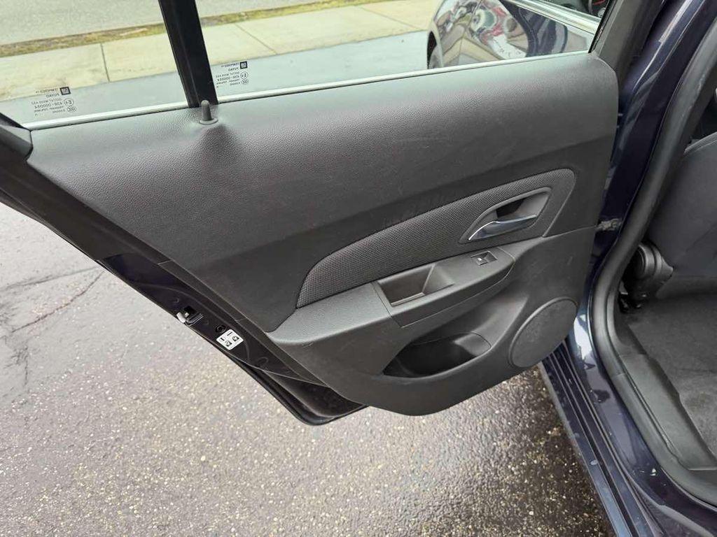 used 2016 Chevrolet Cruze Limited car, priced at $9,995