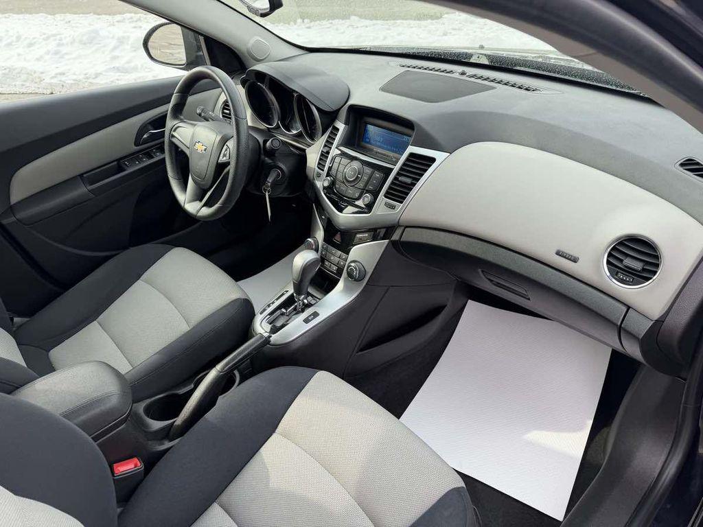 used 2016 Chevrolet Cruze Limited car, priced at $9,995