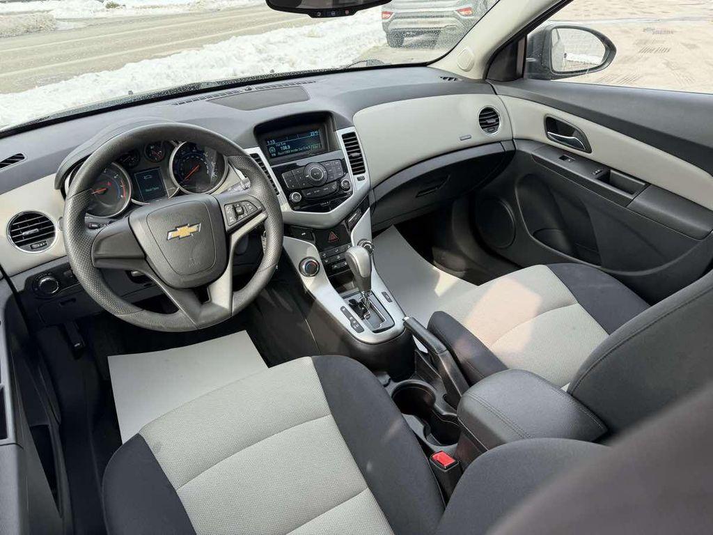 used 2016 Chevrolet Cruze Limited car, priced at $9,995