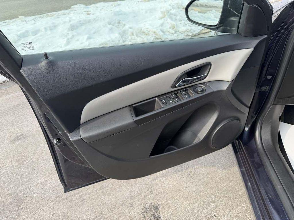 used 2016 Chevrolet Cruze Limited car, priced at $9,995