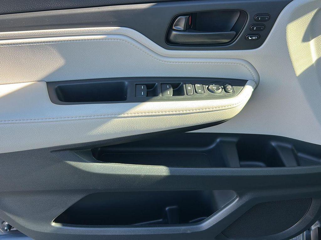 new 2026 Honda Odyssey car, priced at $43,155