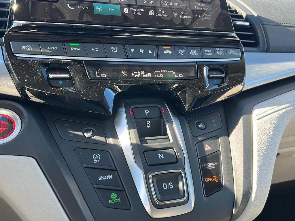new 2026 Honda Odyssey car, priced at $43,155