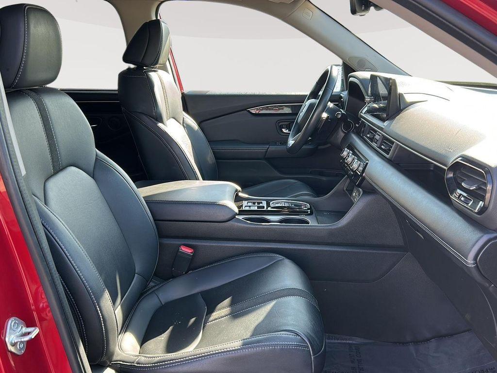 used 2023 Honda Pilot car, priced at $38,700