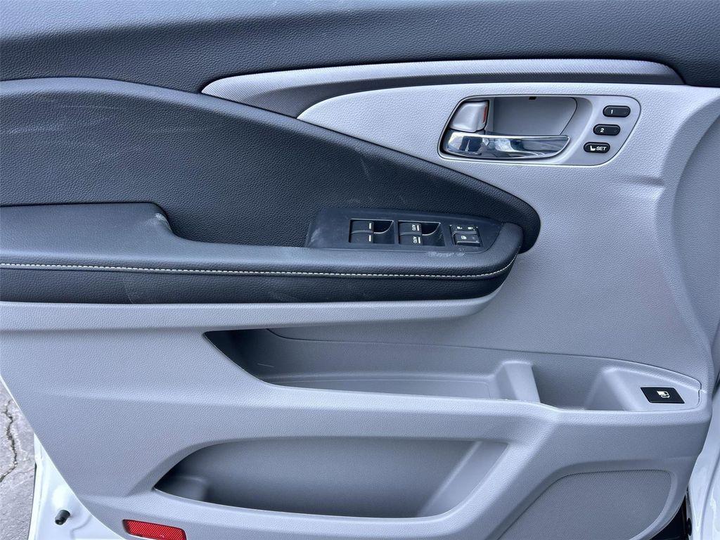 new 2026 Honda Ridgeline car, priced at $42,545